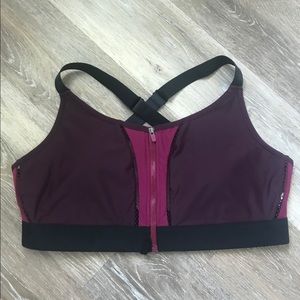 Fabletics XXL high impact sports bra